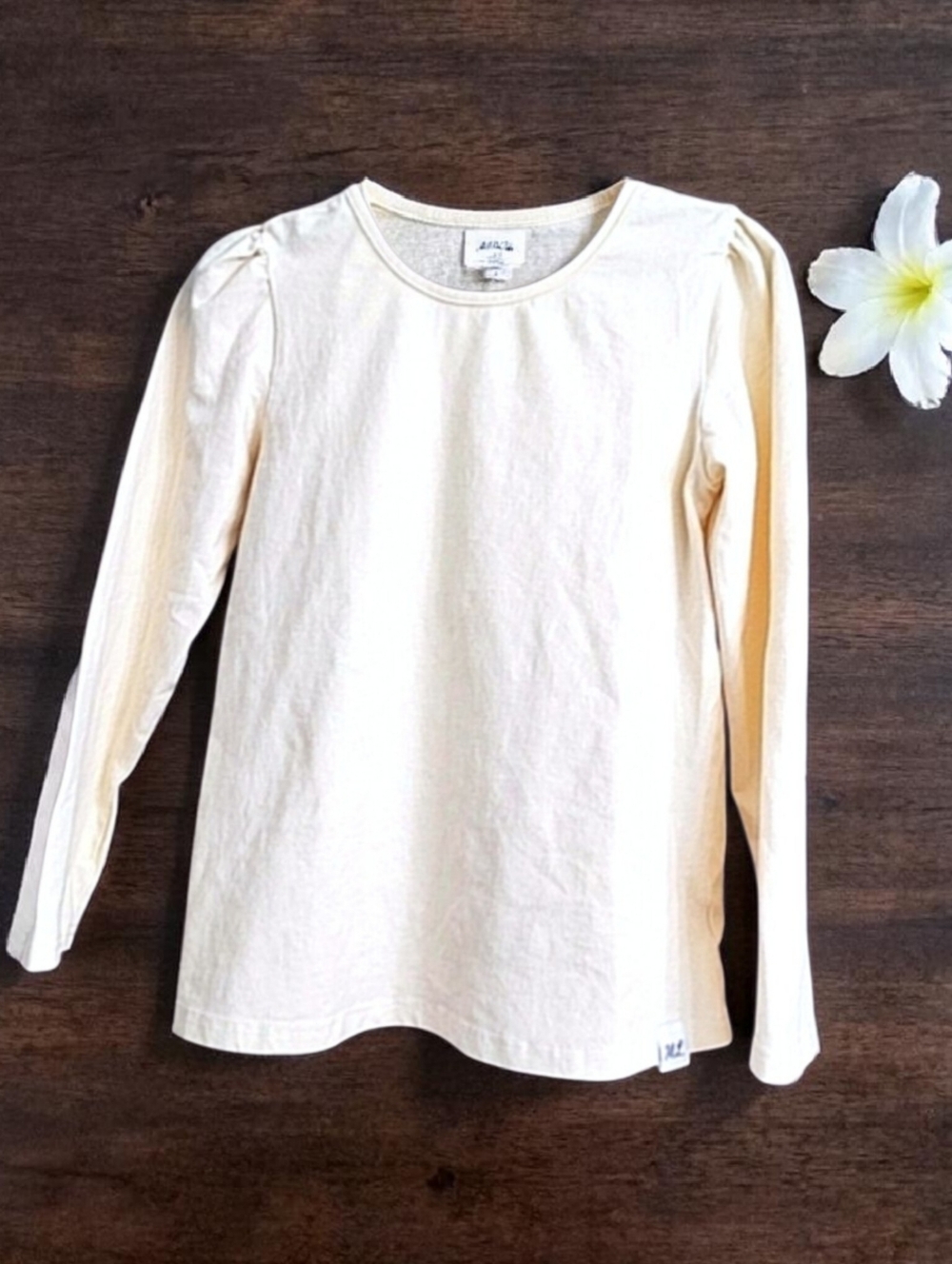 Makena Lane Long Sleeve Puff Shoulder Solid Tee Size 10